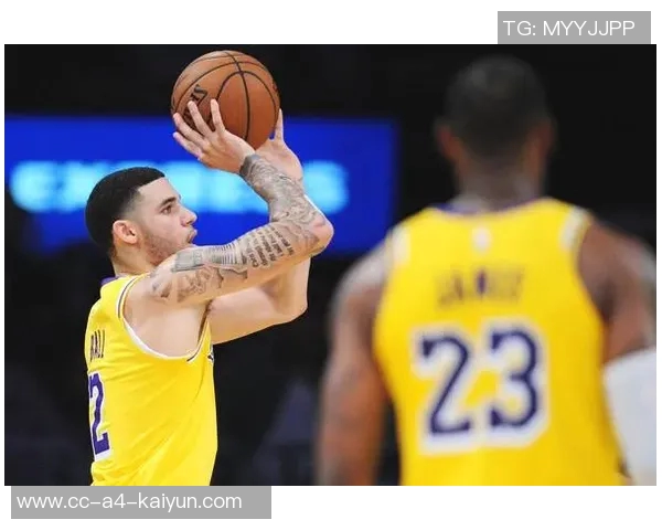 鲍尔状态低迷三分球命中率惨淡仅得3分4板6助失误频繁表现令人失望