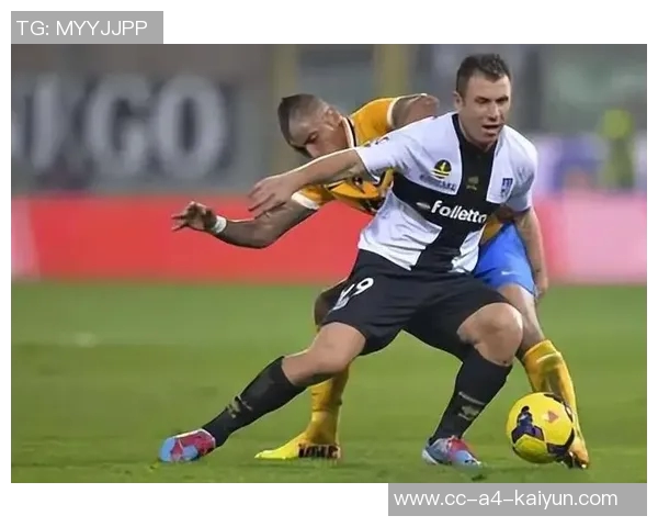 卡萨诺谈齐沃战术转变强调进攻参与度提升与前任截然不同