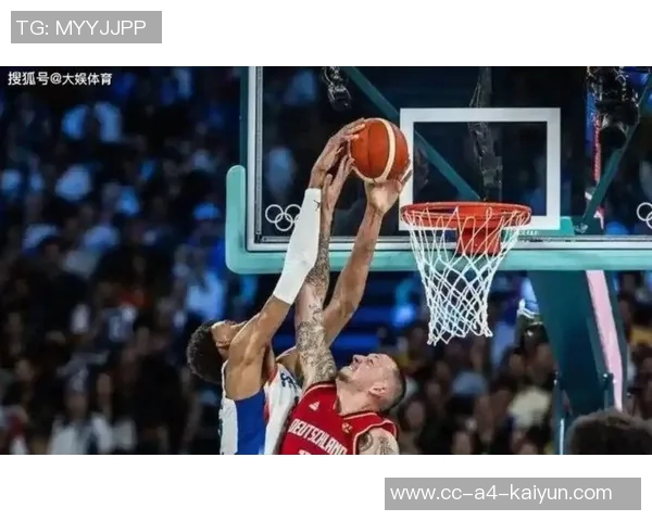 媒体人分析文班亚马与弗拉格的球技差异与未来成就潜力