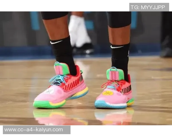 佩奇布克斯在Unrivaled第二轮比赛中豪取16分10篮板6助攻并投中制胜球 佩奇布克斯在Unrivaled第二轮比赛中豪取16分10篮板6助攻并投中制胜球