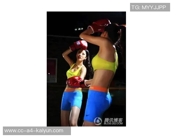 裸奔女郎19年后华丽转身成飞行员引发热议